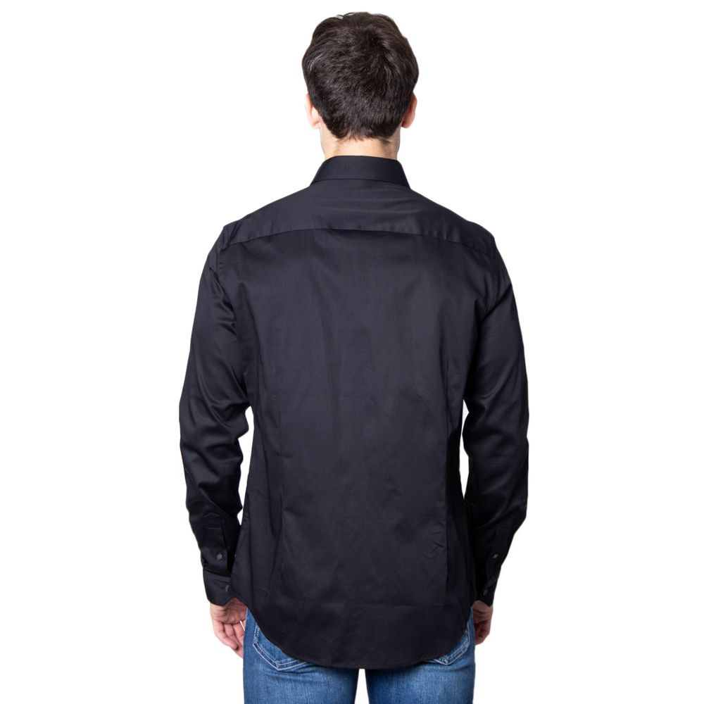 Camisa negra de algodón