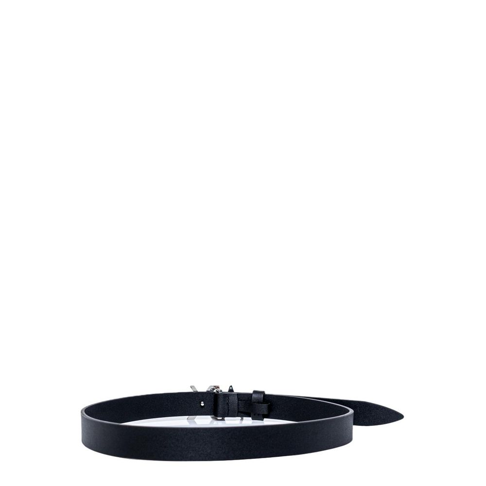 Cinturón de cuero negro