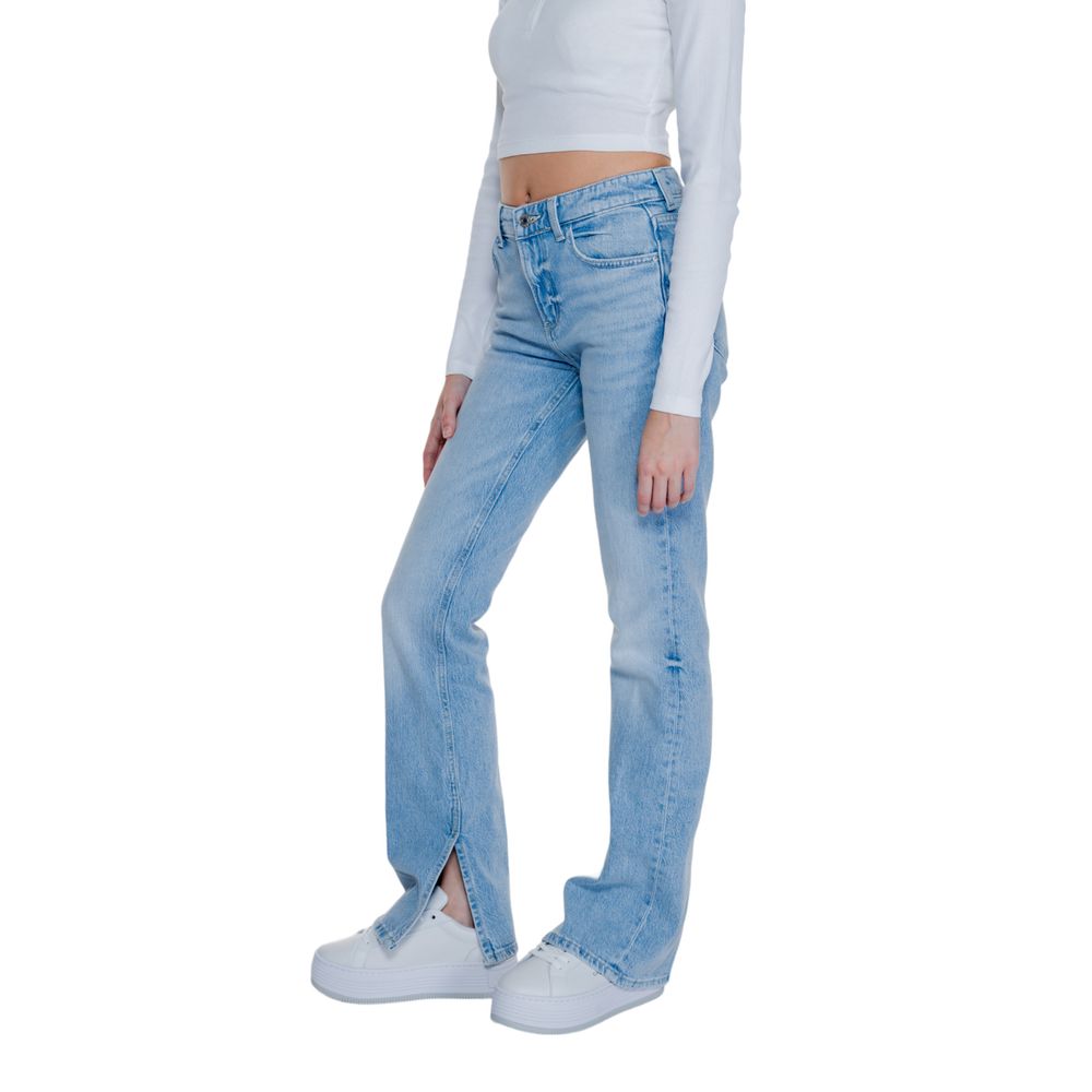 Vaqueros y pantalones de algodón azul claro