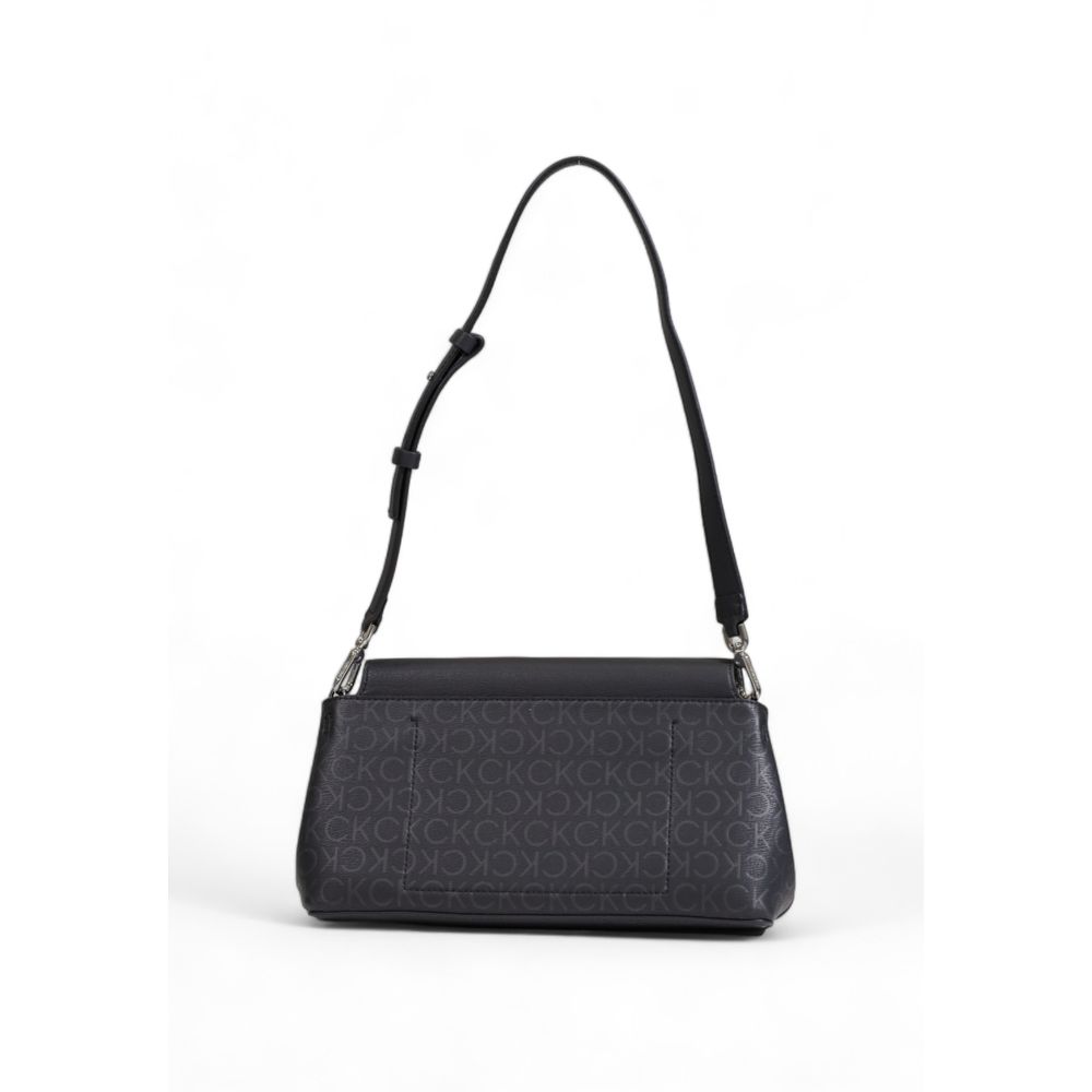 Bolso negro de poliéster reciclado