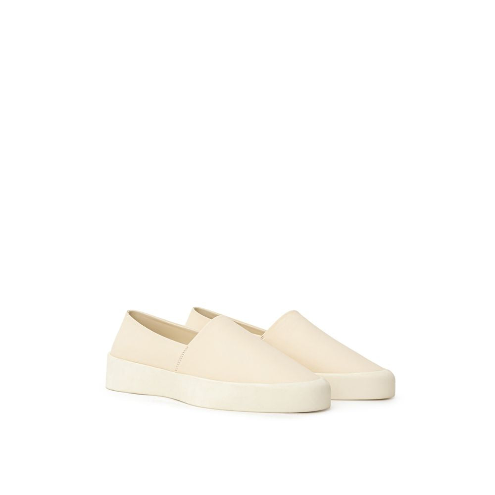 Mocasín de piel beige