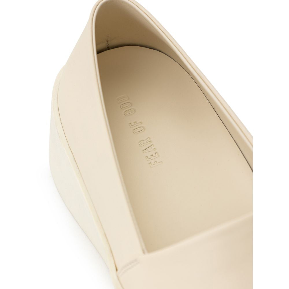 Mocasín de piel beige