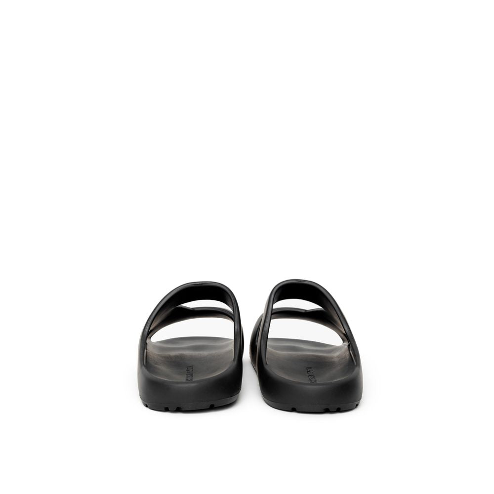 Ropa de algodón negro
