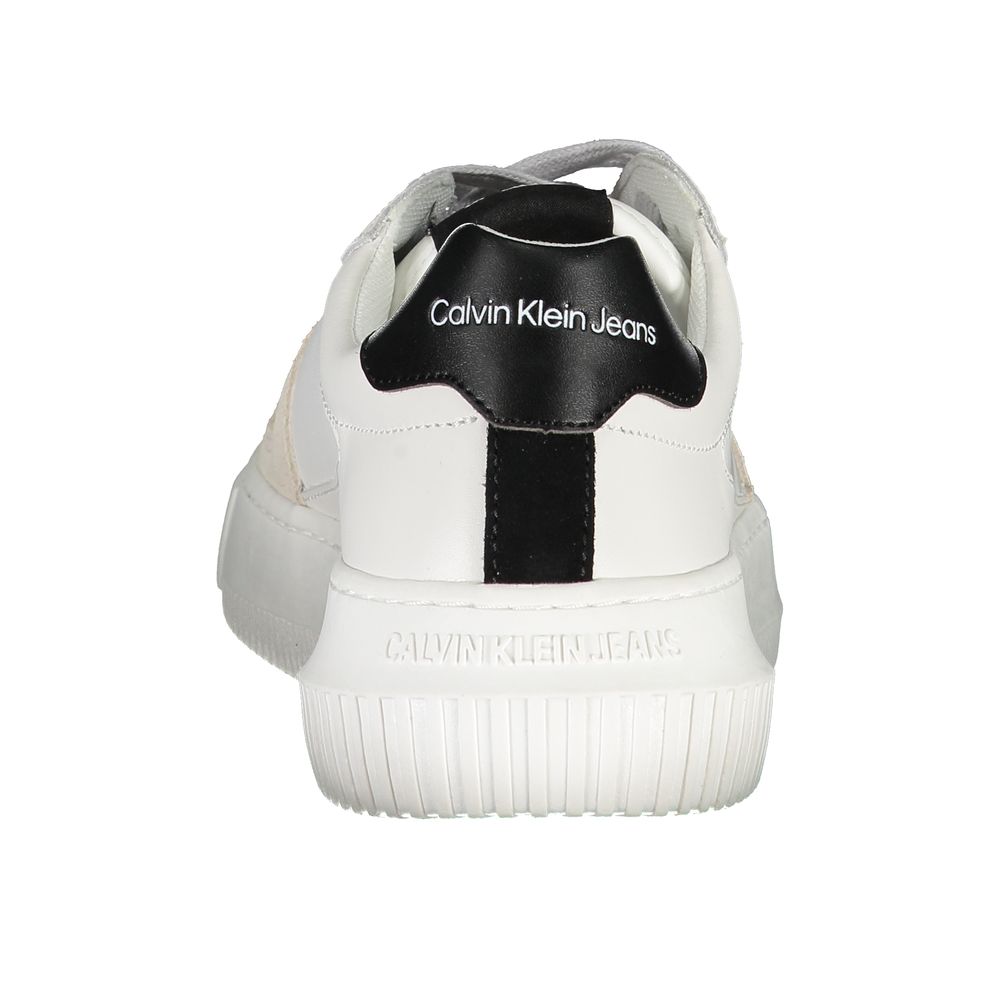 Zapatilla blanca de poliéster