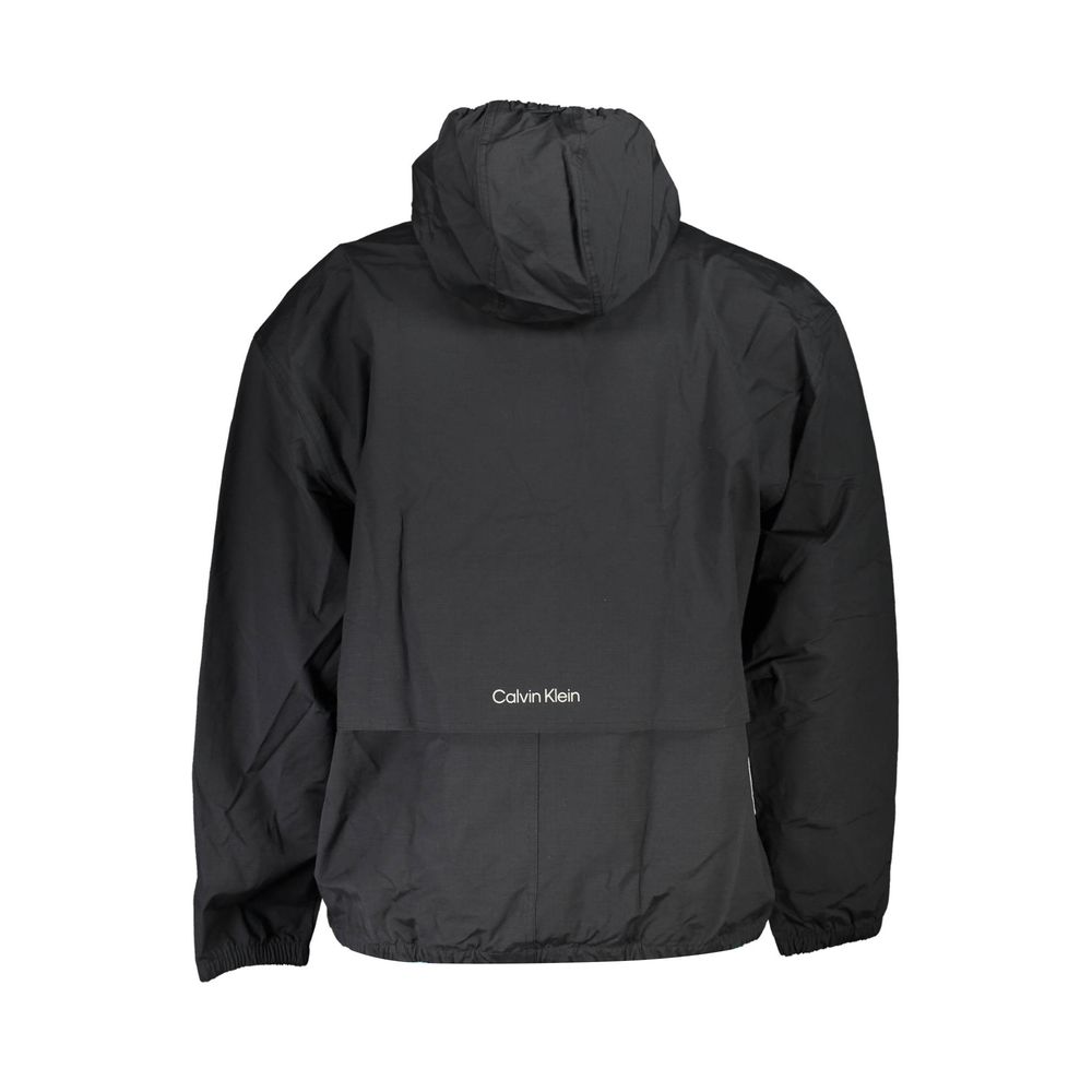 Chaqueta negra de algodón
