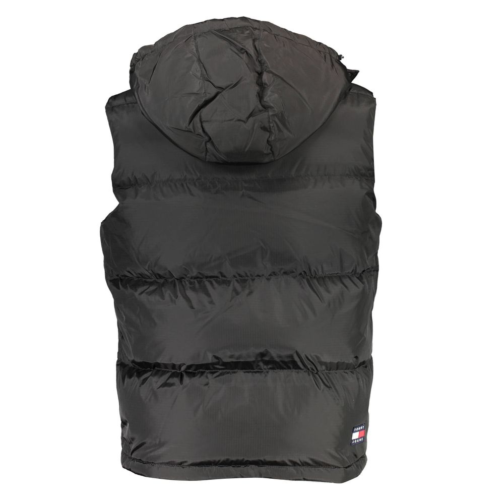Chaqueta negra de poliéster