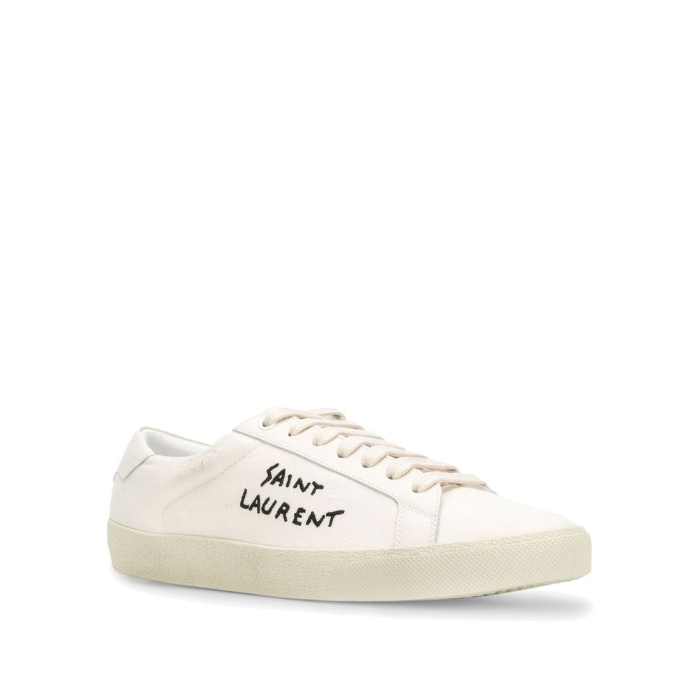 Court Classic Sneakers