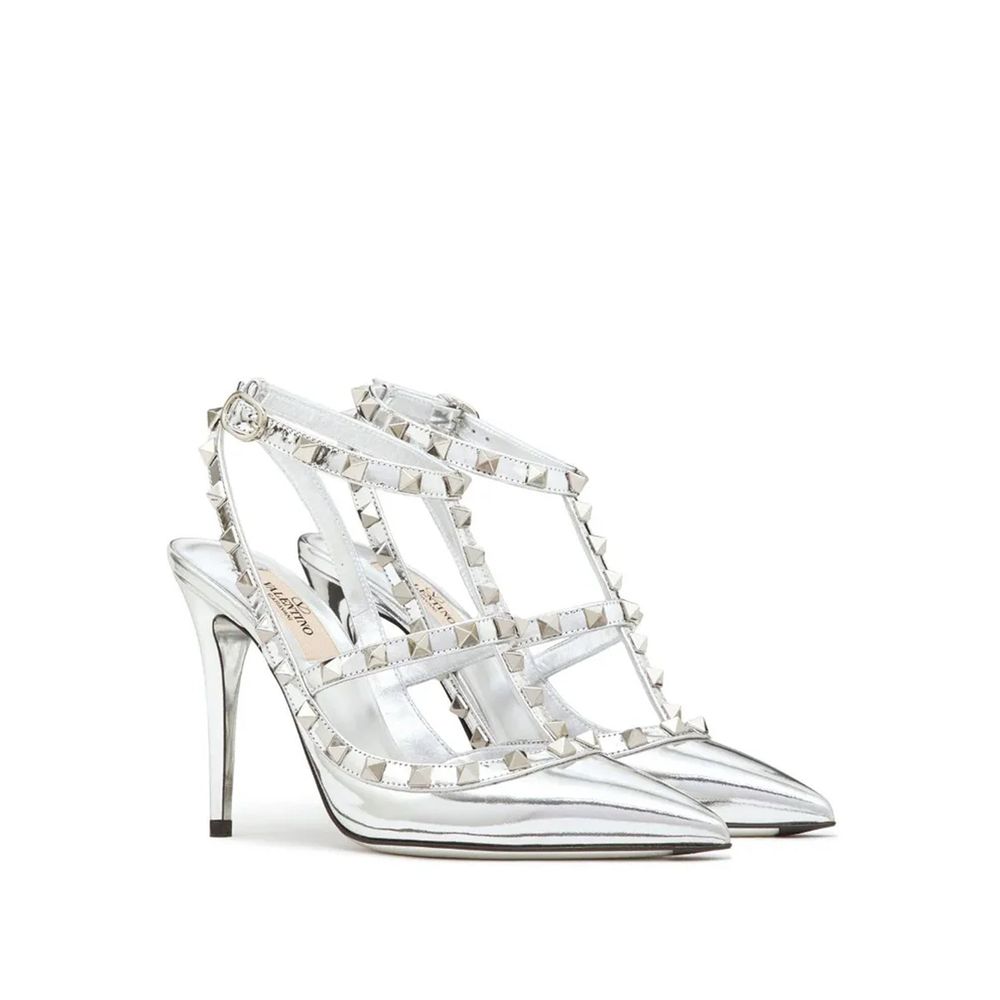 Rockstud Leather Pumps