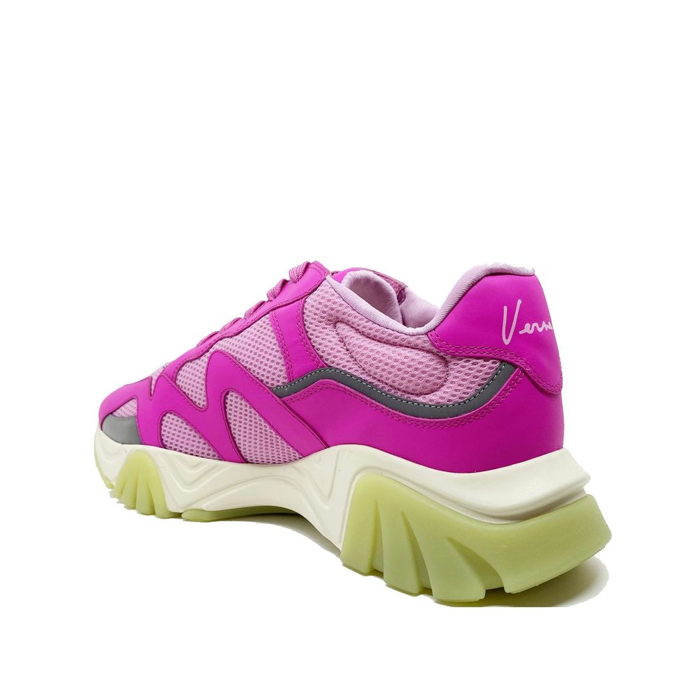Logo Sneakers