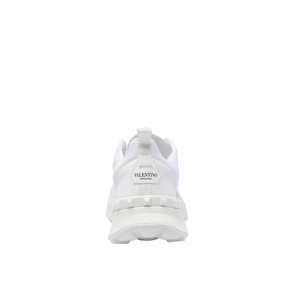 True Act Sneakers