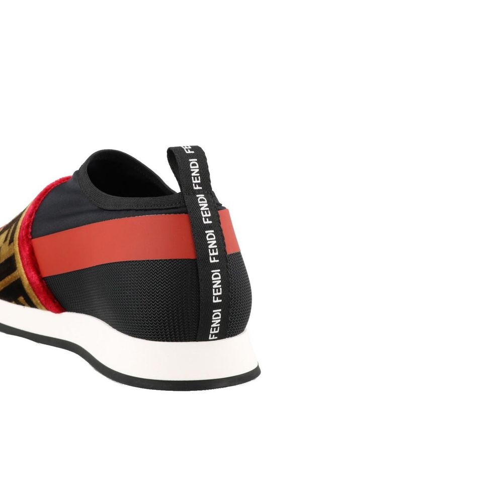 Logo Sneakers