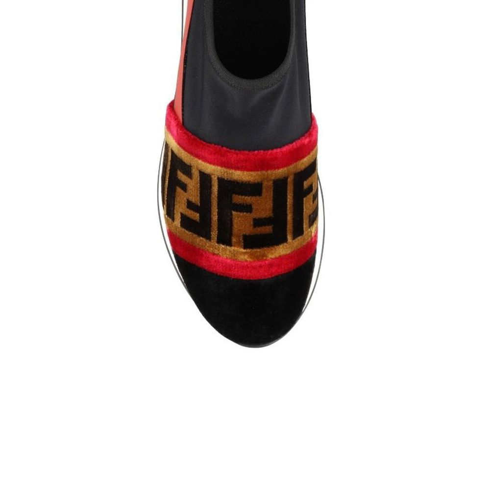 Logo Sneakers