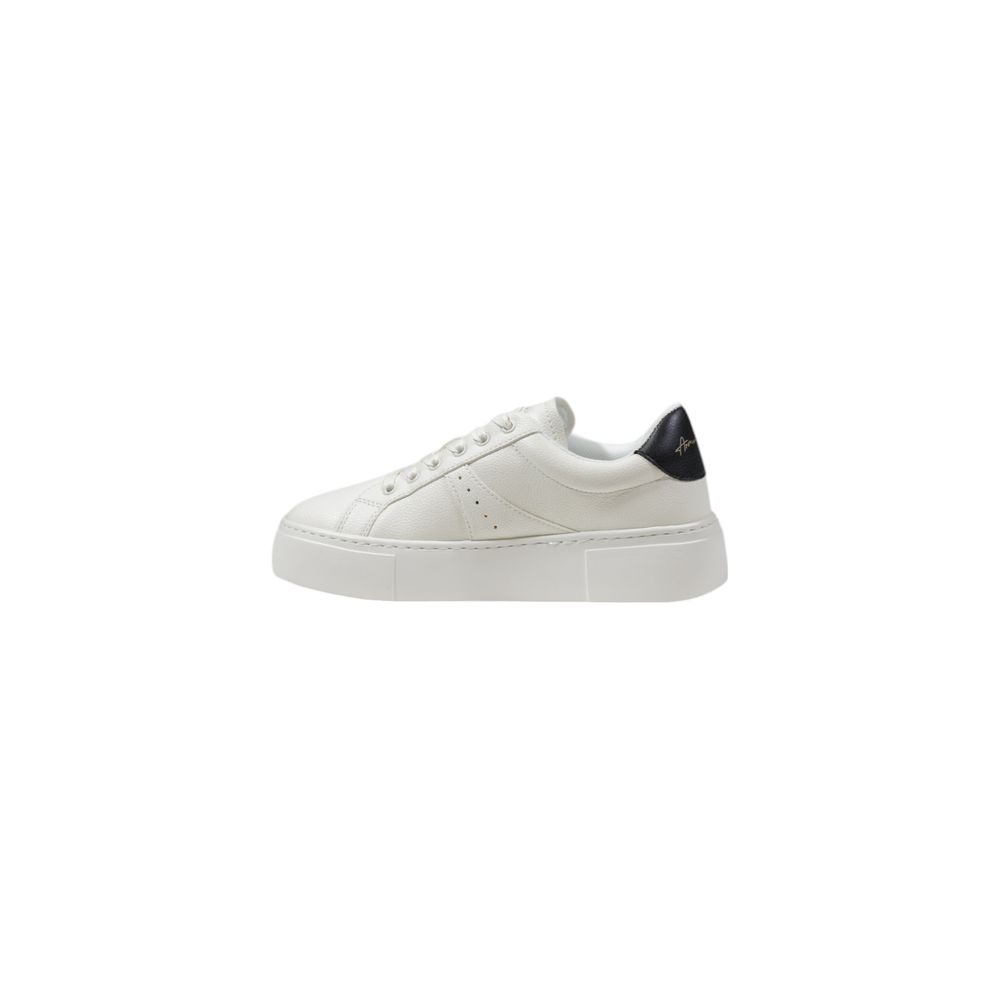 Zapatilla de poliéster negra
