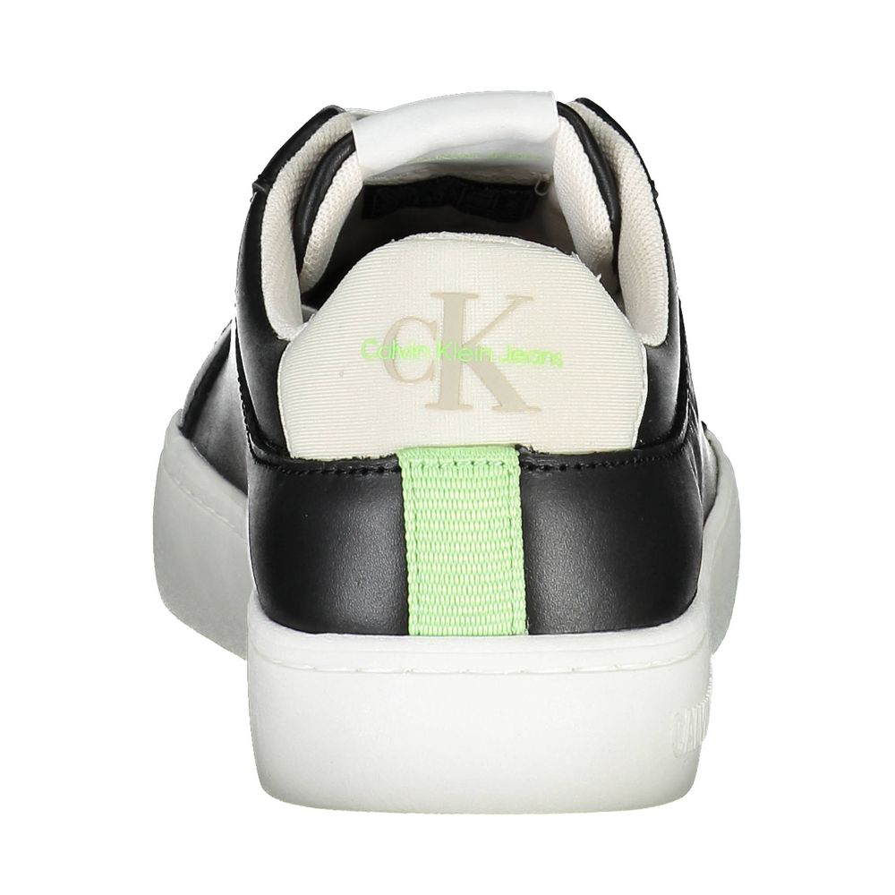 Zapatilla de poliéster negra