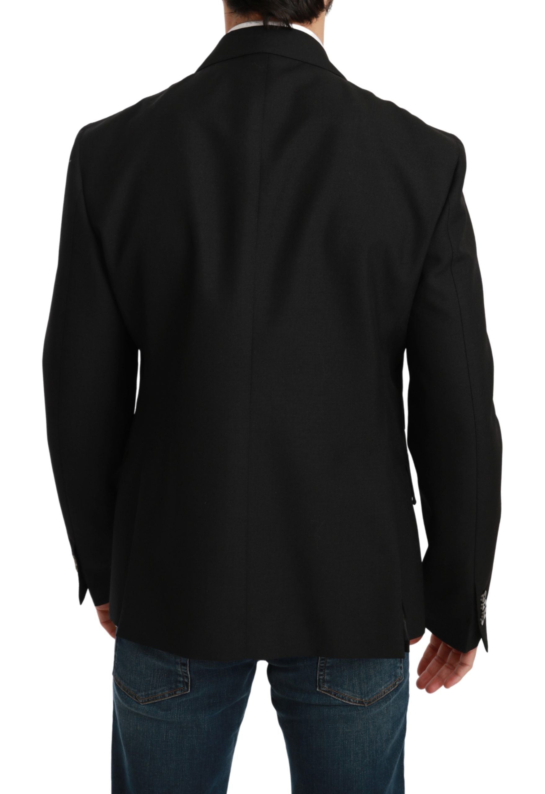 Elegante blazer formal ajustado de color negro