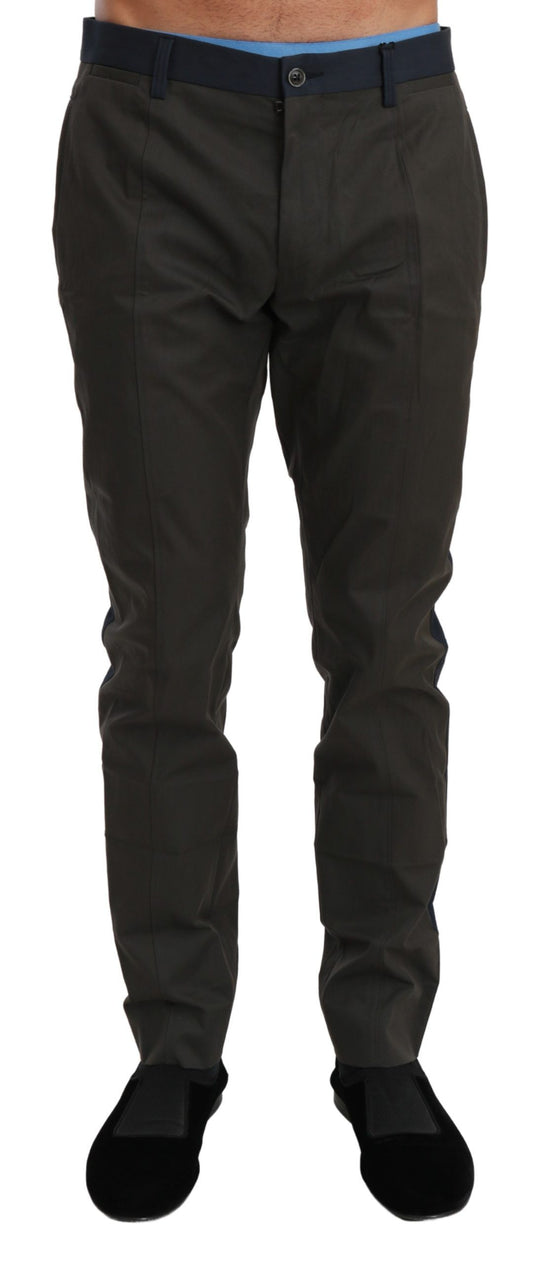 Elegantes pantalones slim fit a rayas