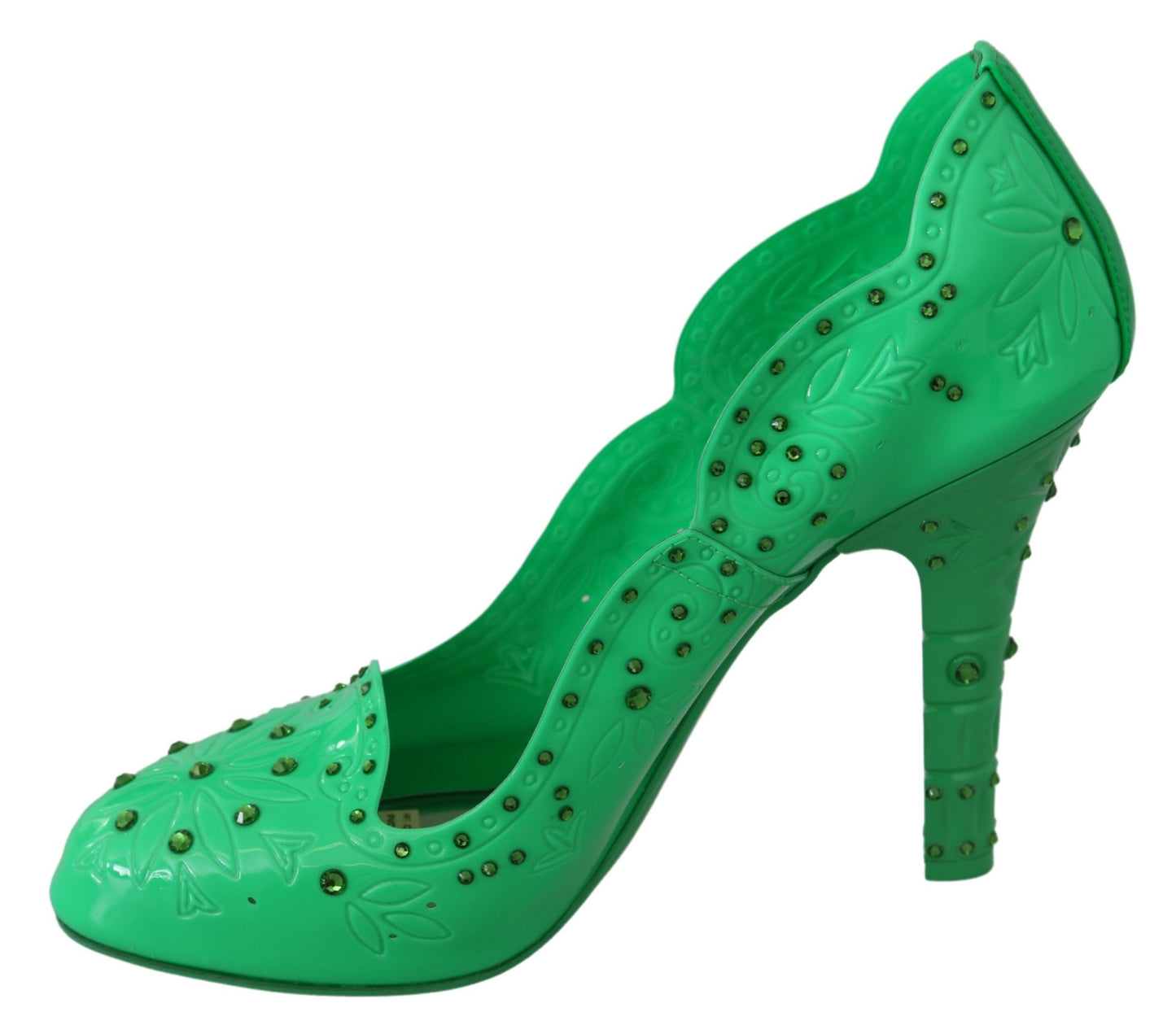 Encantadores zapatos de tacón de cristal de Cenicienta en verde exuberante