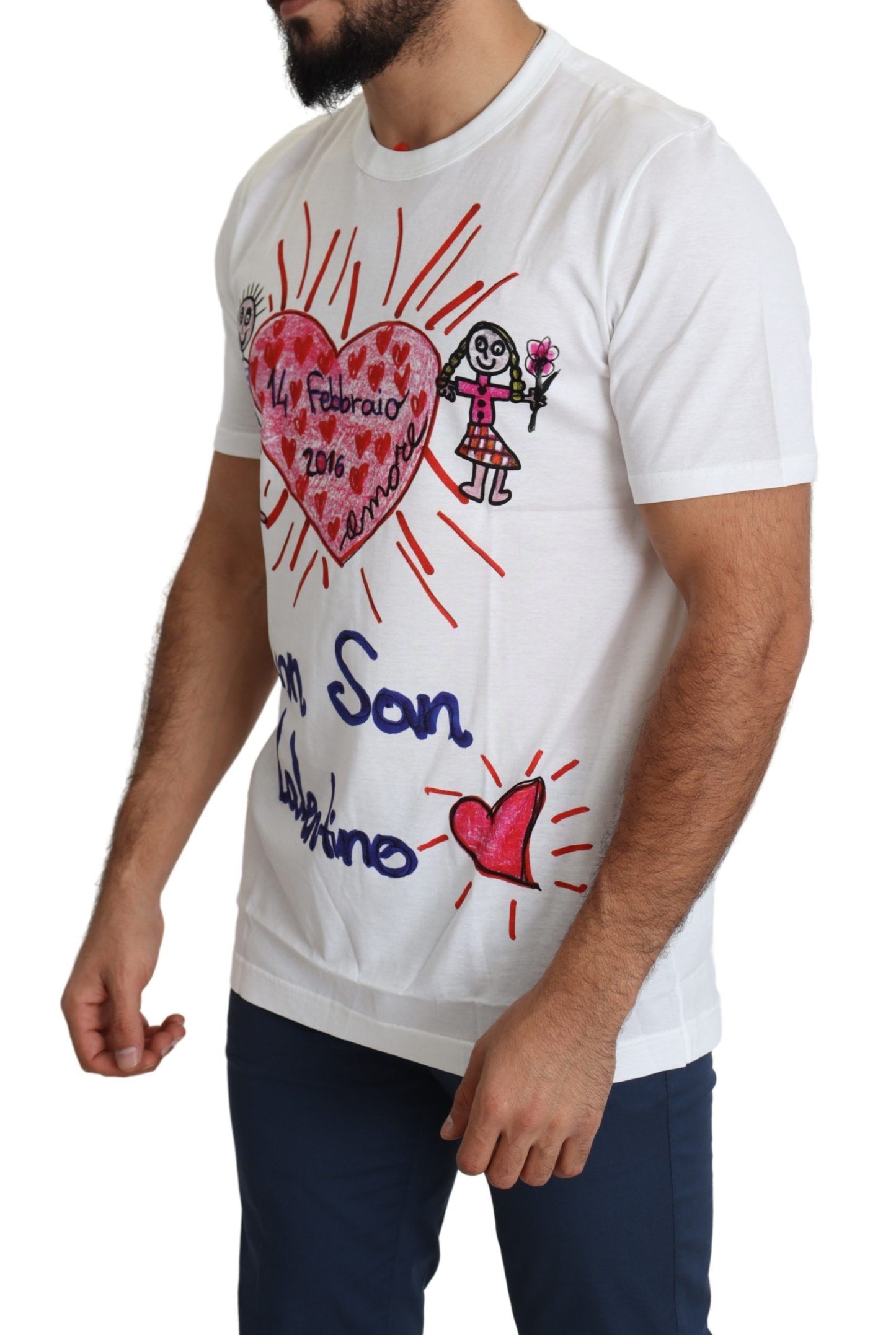 Camiseta de cuello redondo con estampado romántico de corazones