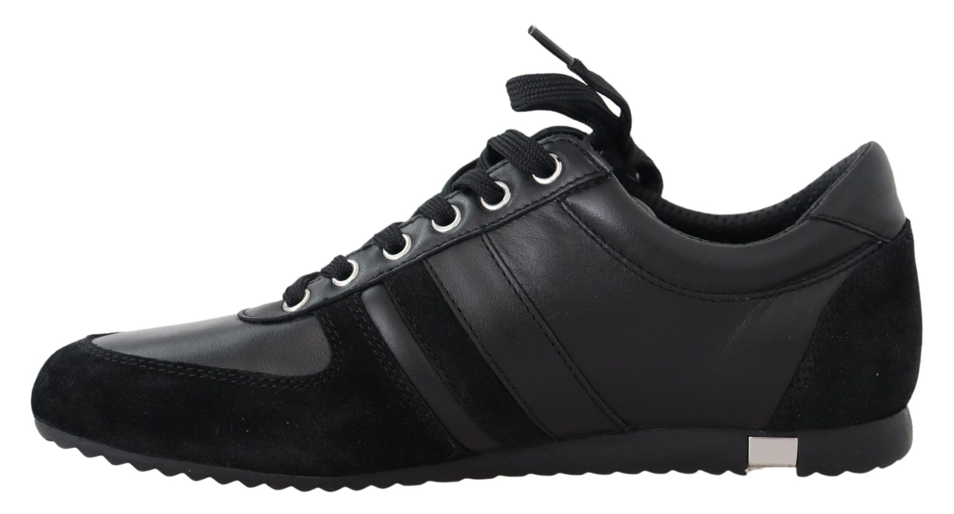 Elegantes zapatillas deportivas de piel negra