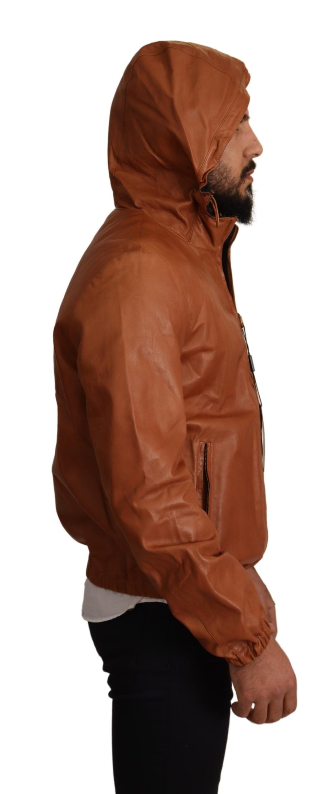 Elegante chaqueta bomber de cuero marrón