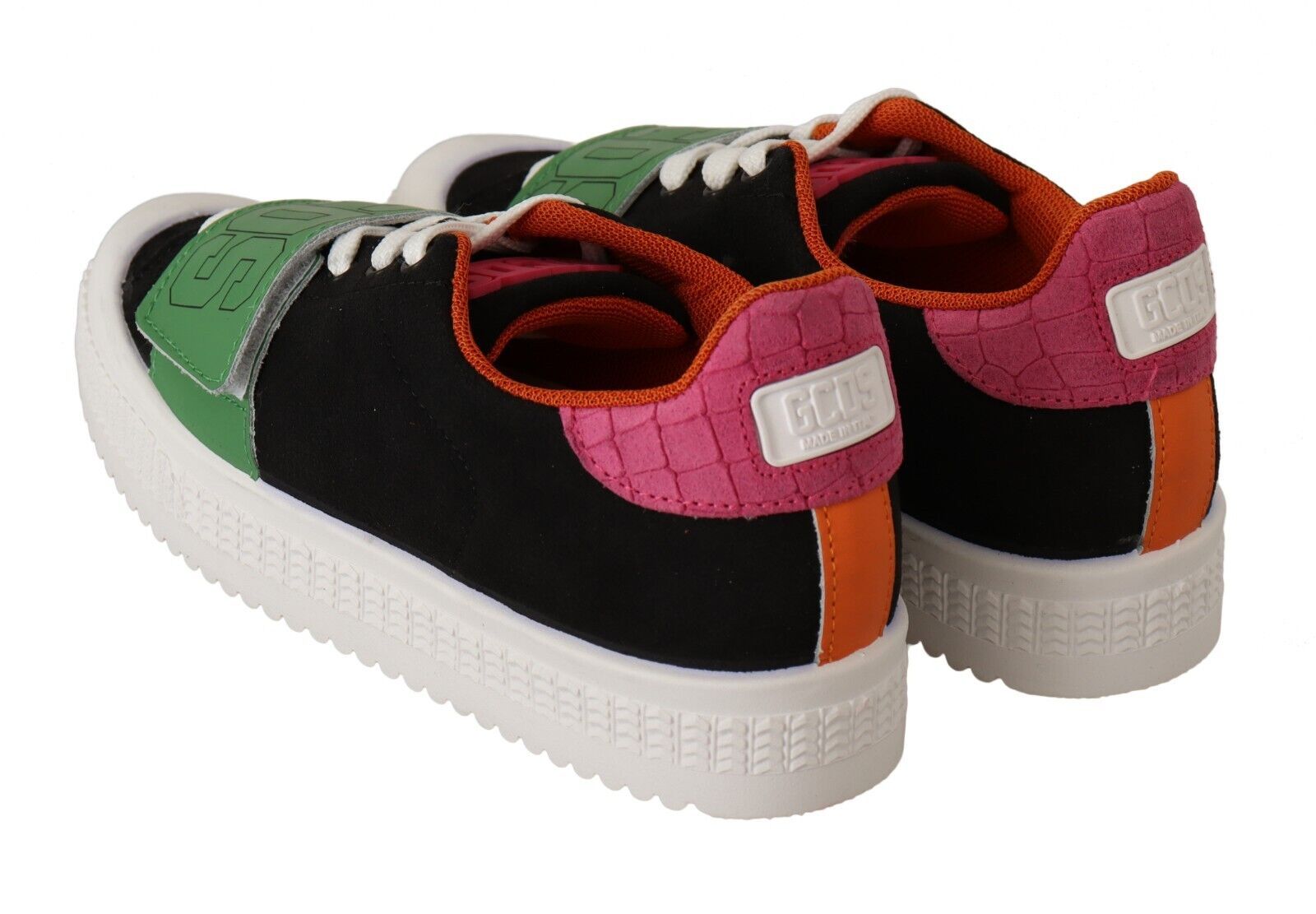 Zapatillas deportivas bajas con cordones y estilo multicolor