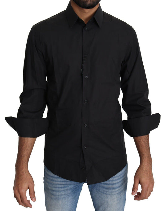 Camisa elegante de vestir negra de corte ajustado