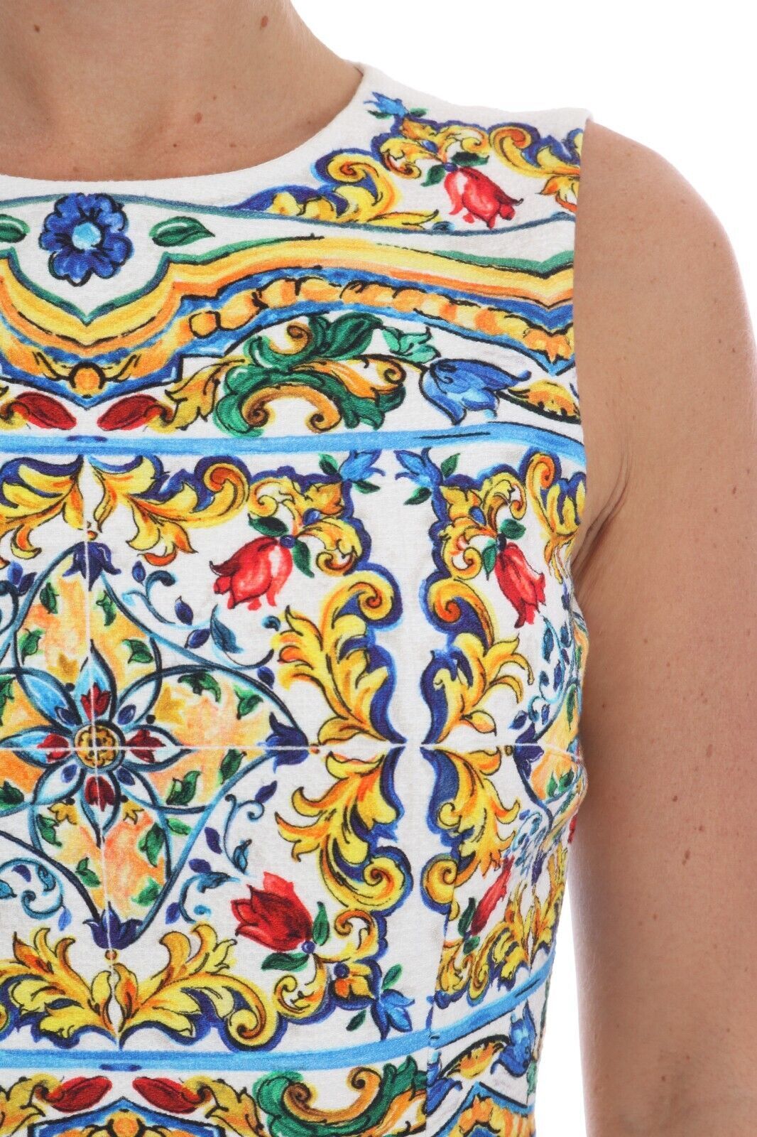 Vestido tubo midi con estampado mayólico