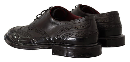 Derby Oxford elegante de piel de becerro con punta de ala