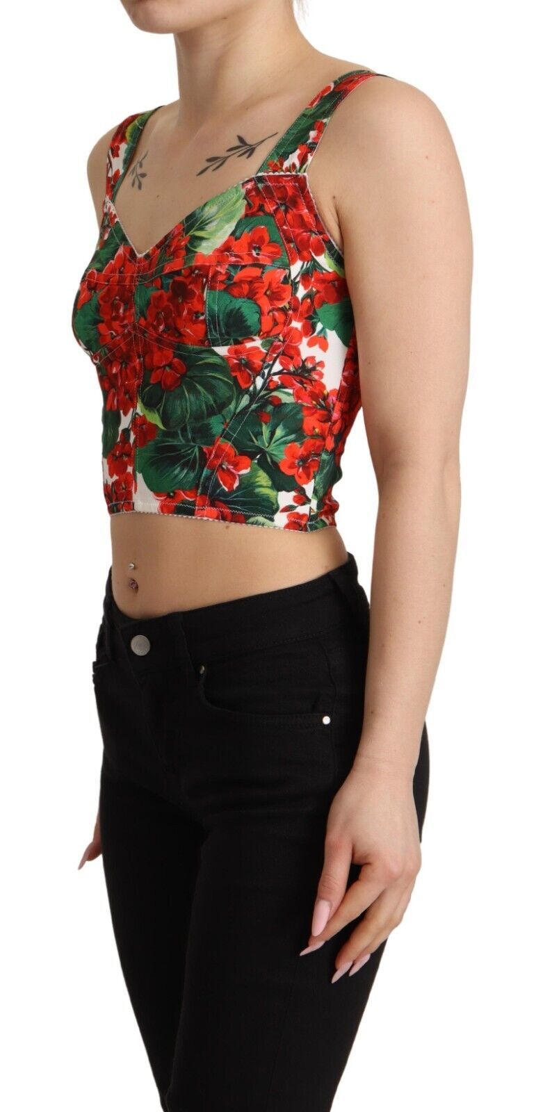 Elegante top rojo con estampado de geranios