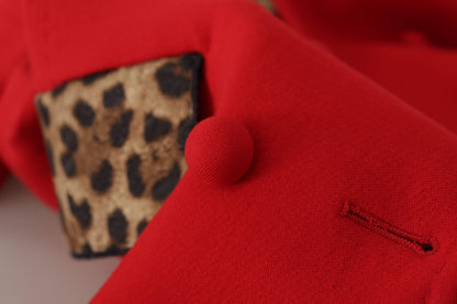 Elegante gabardina de leopardo roja