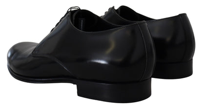 Elegantes zapatos Derby de piel negra