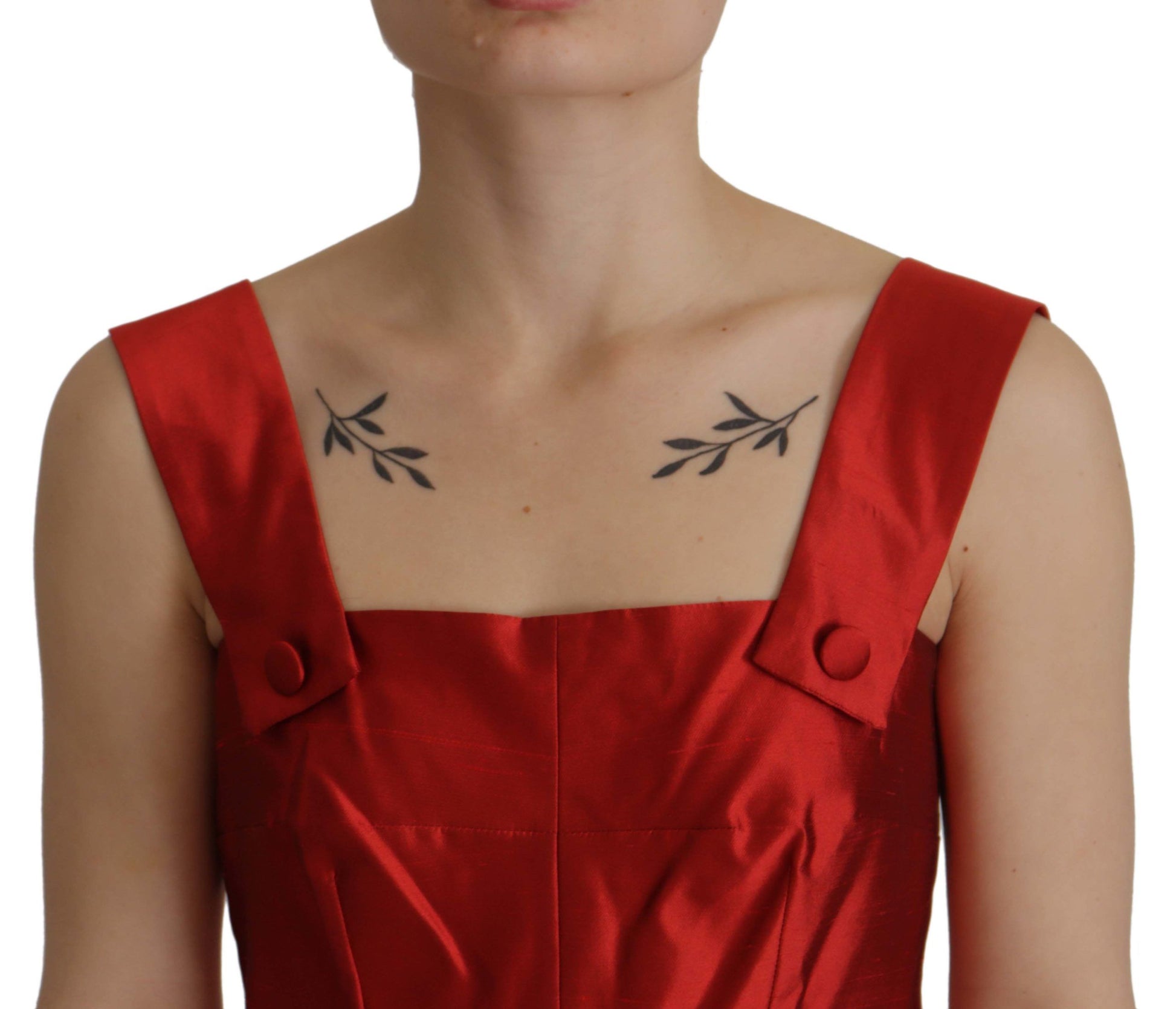 Vestido midi en A de seda rojo radiante