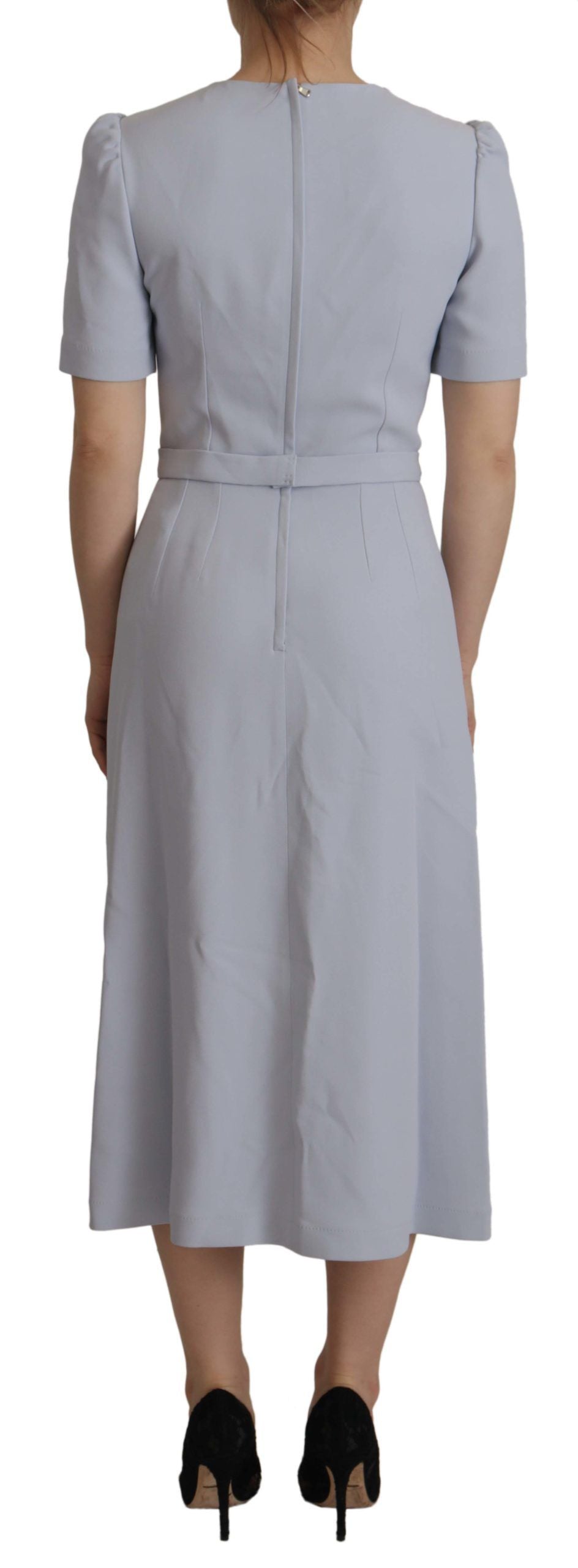 Elegante vestido azul claro de línea A