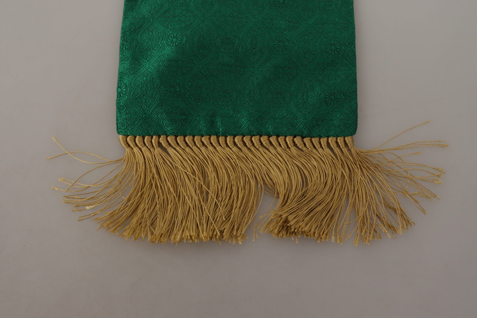 Elegant Green Silk Blend Men's Scarf