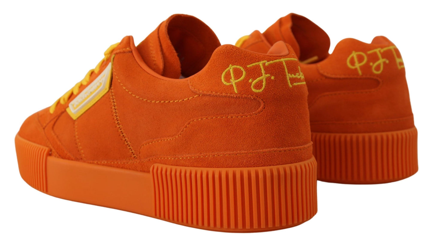 Zapatillas elegantes de ante color naranja con cordones