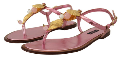 Sandalias elegantes de cuero rosa con adornos exquisitos