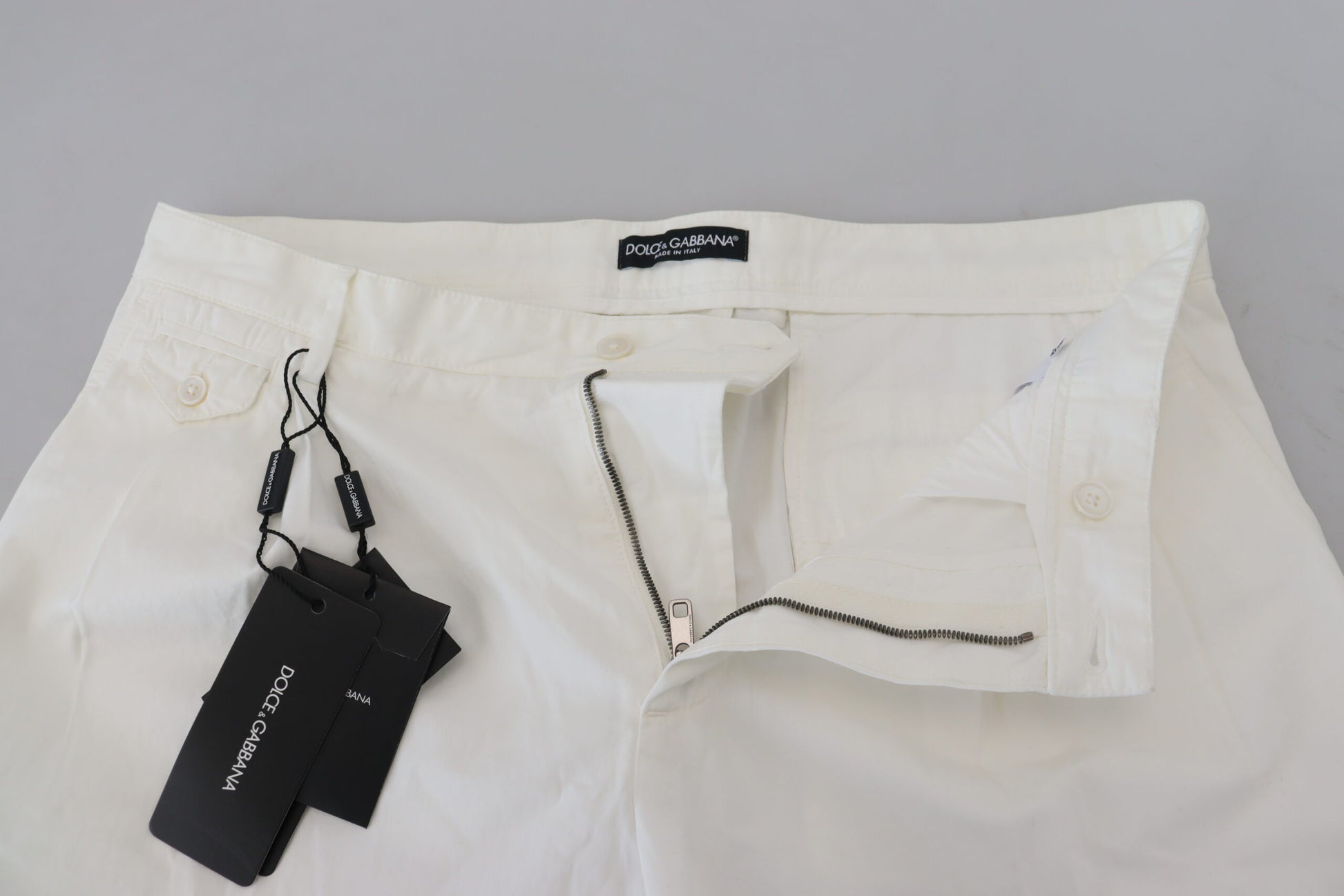 Pantalones chinos elegantes de algodón blanco