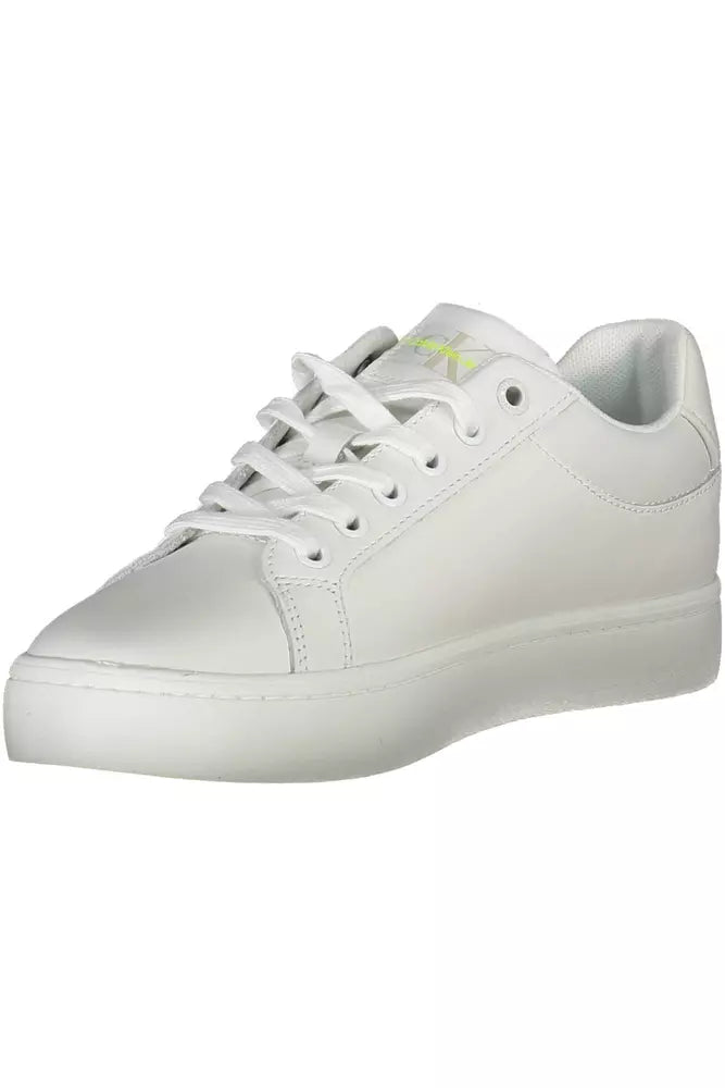 Zapatillas de piel blancas para mujer