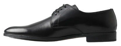 Zapatos Derby clásicos de cuero negro