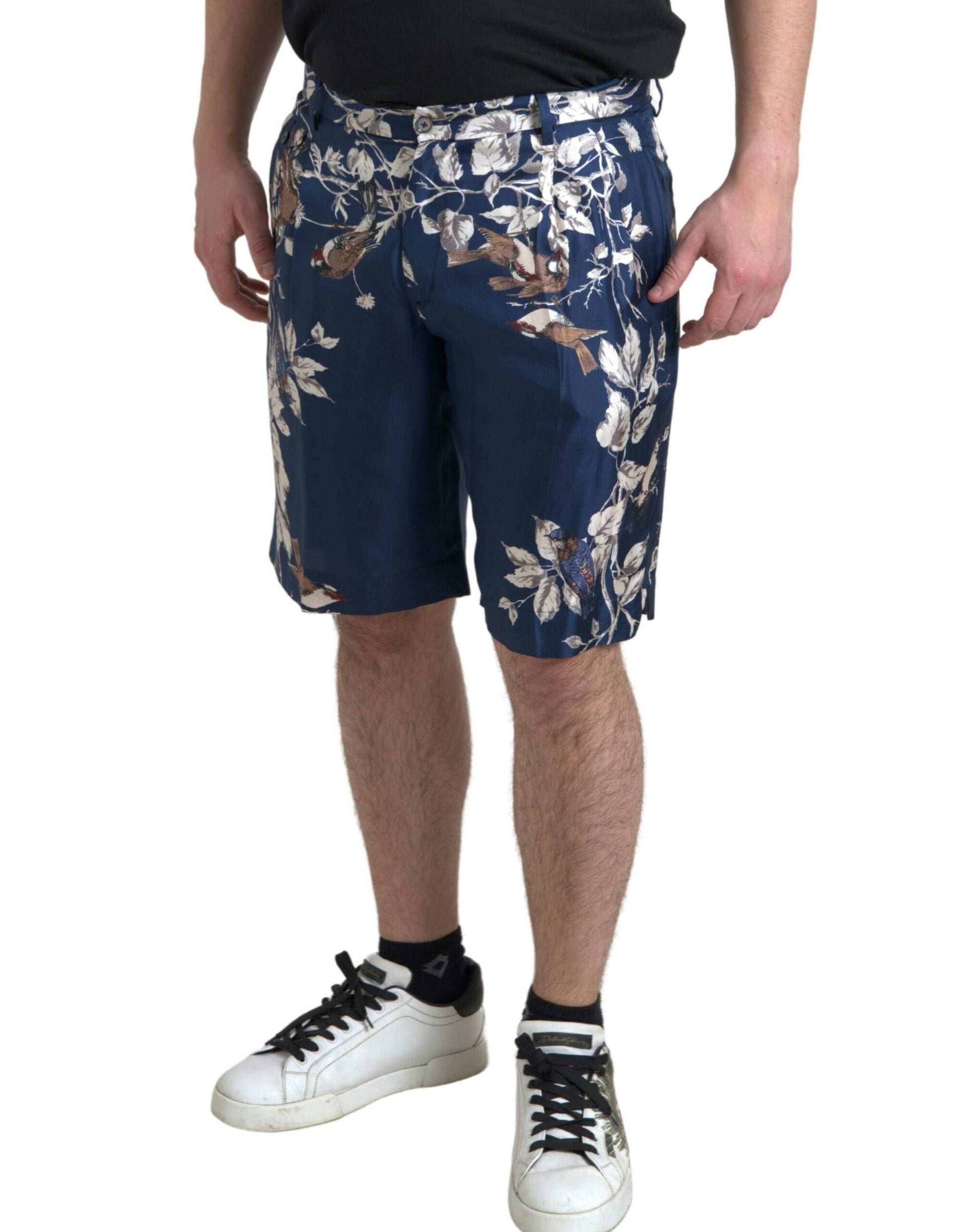 Bermudas de seda con estampado floral en color azul