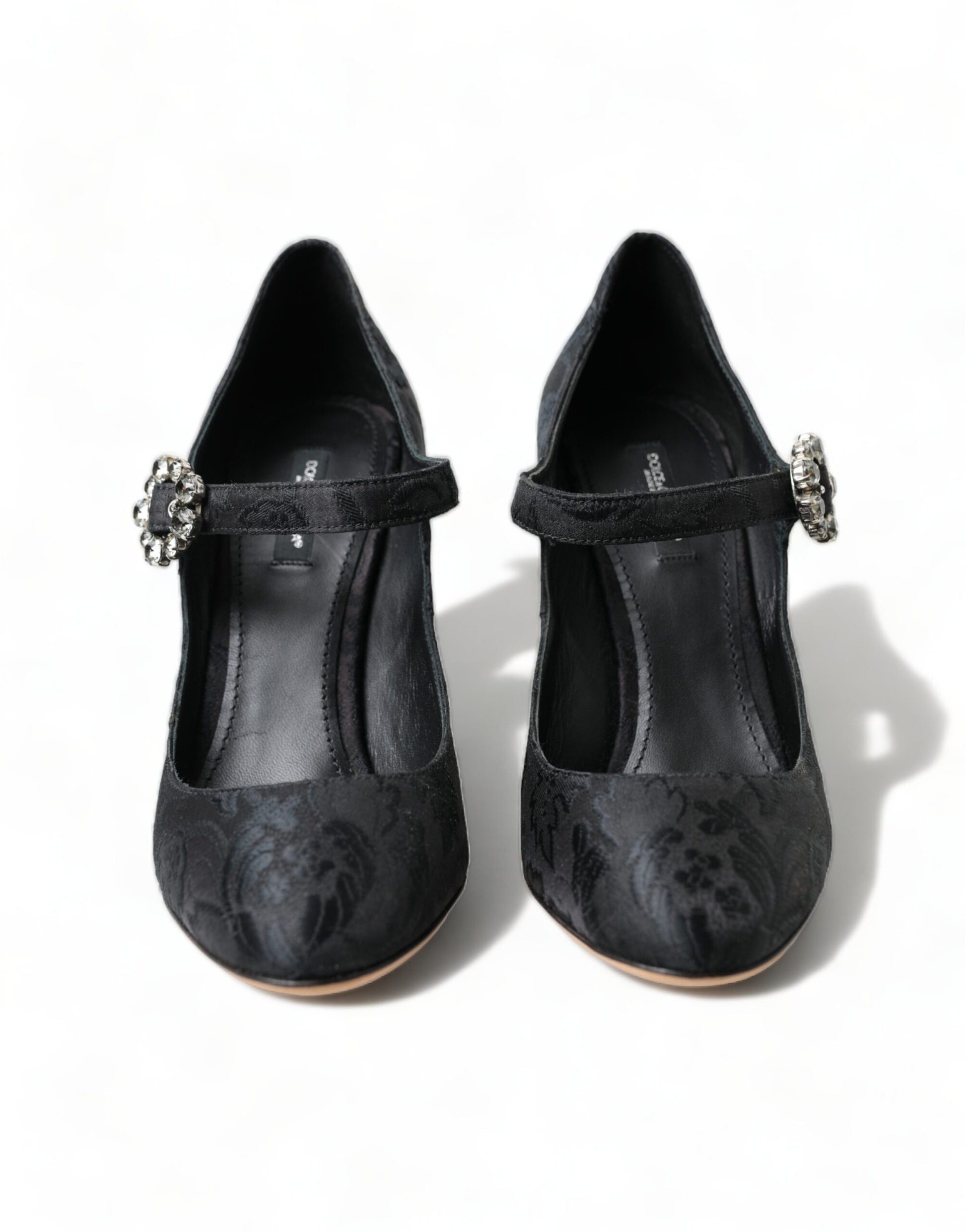 Elegantes zapatos Mary Jane con brocado negro