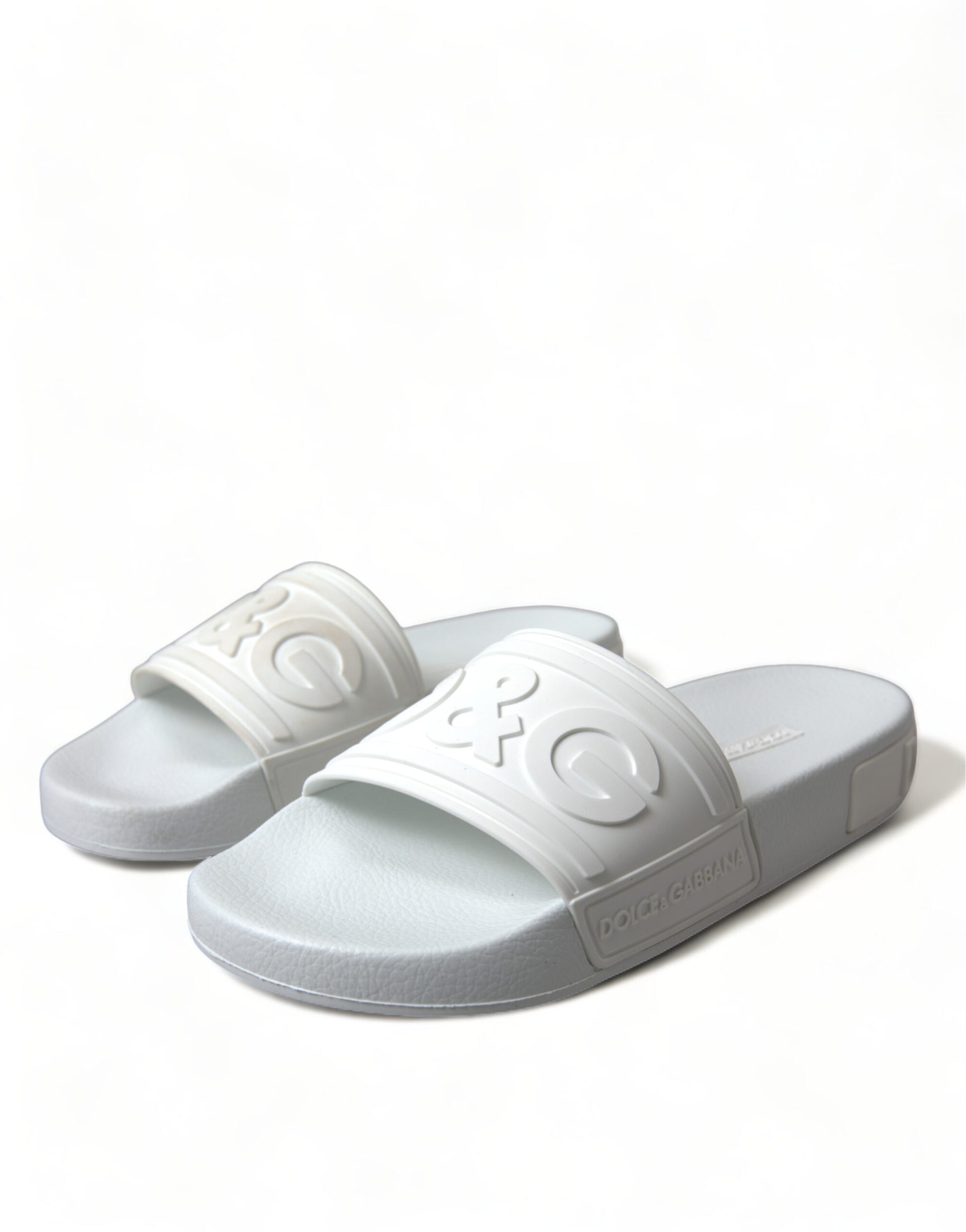 Sandalias elegantes con logo blanco