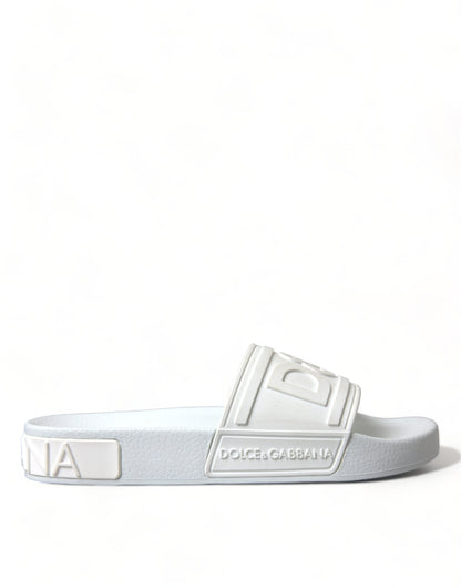 Sandalias elegantes con logo blanco