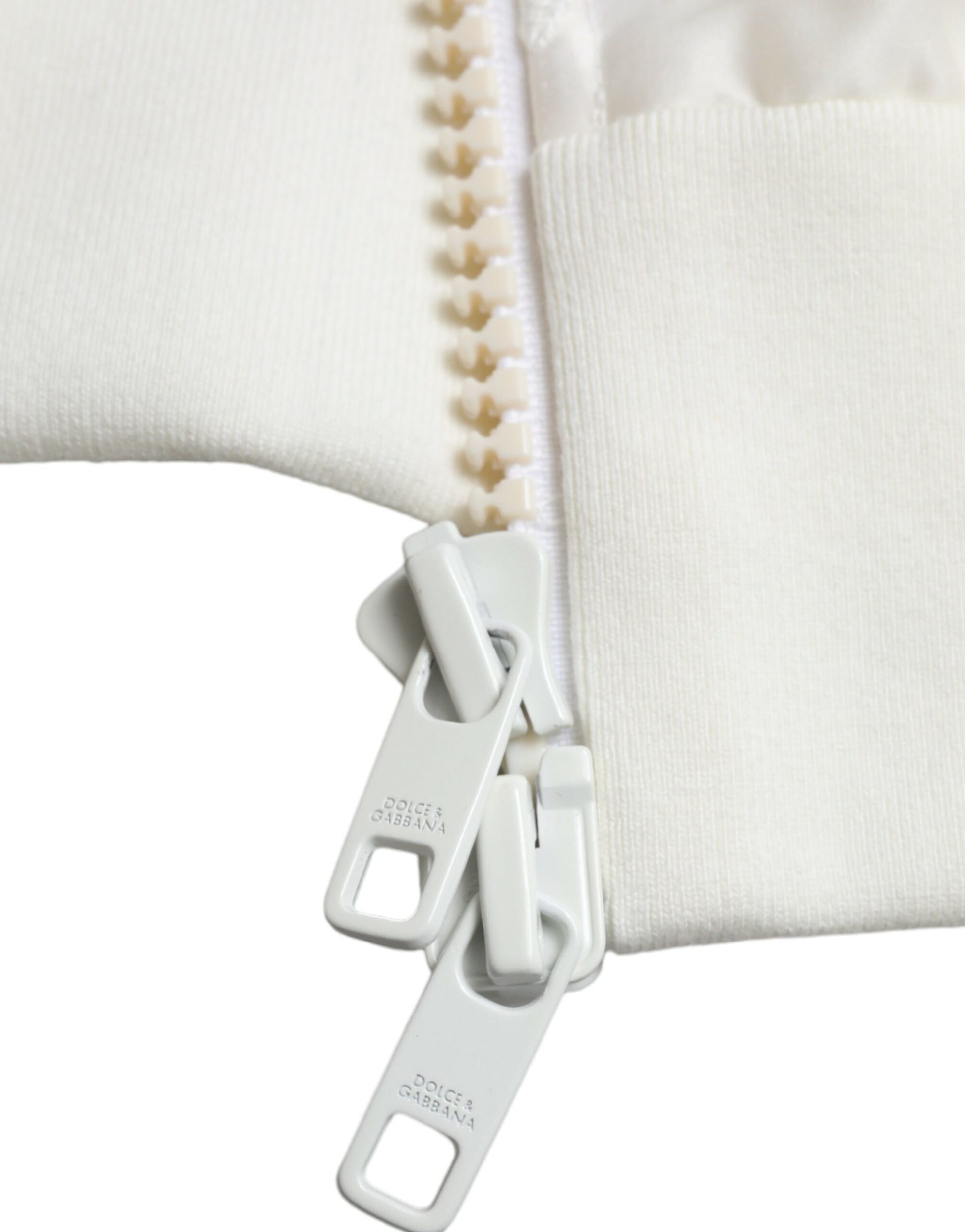 Elegante chaqueta bomber de seda blanca