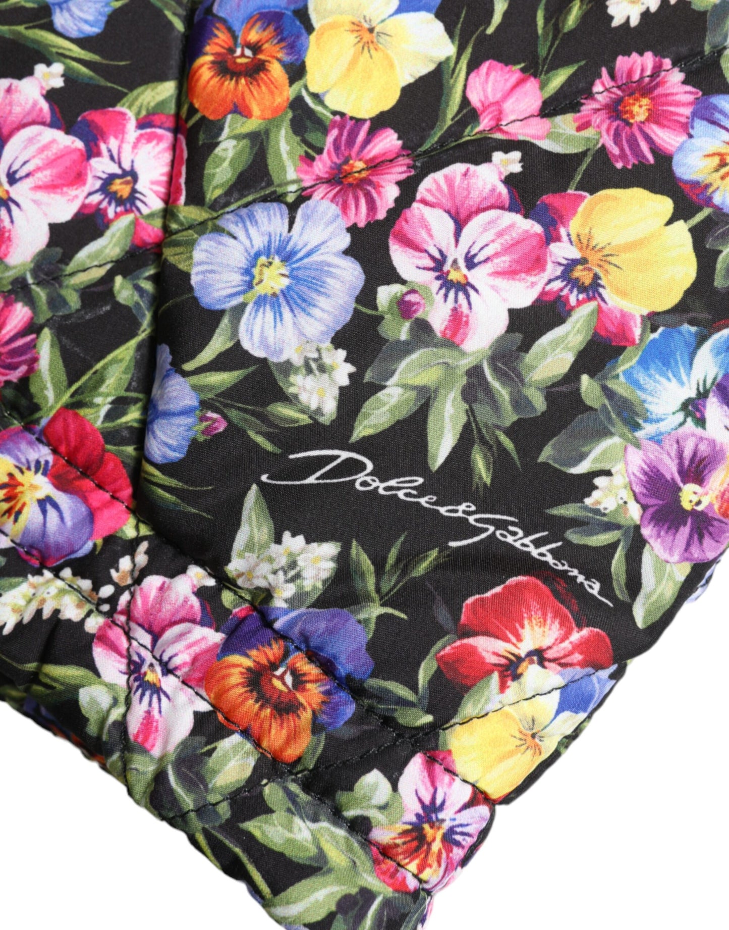 Shorts florales de cintura alta y vibrantes