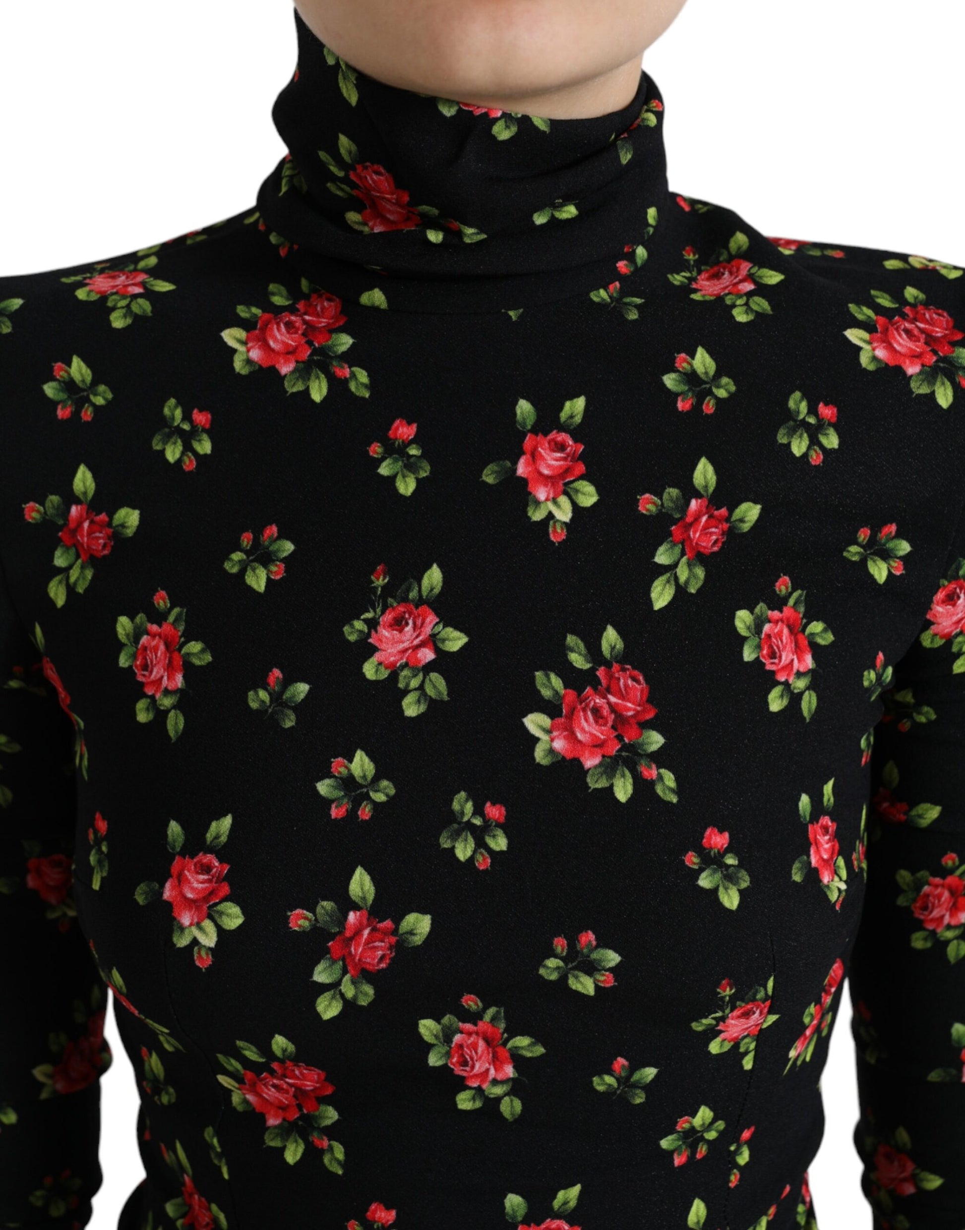 Elegante top floral en mezcla de seda