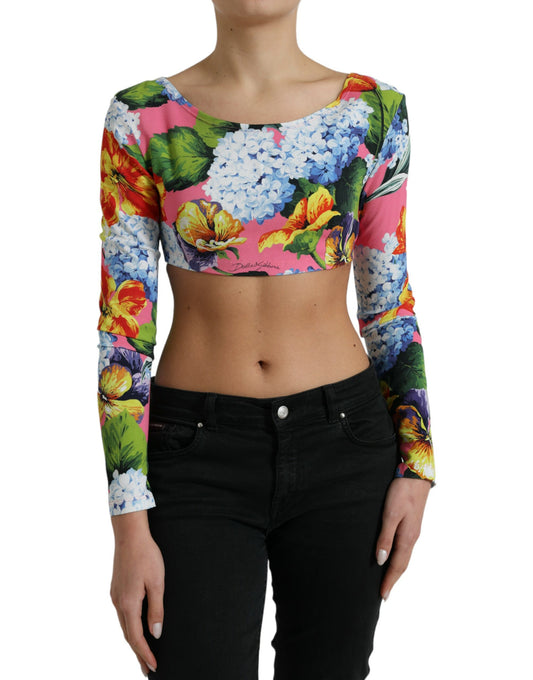 Blusa corta con elegancia floral