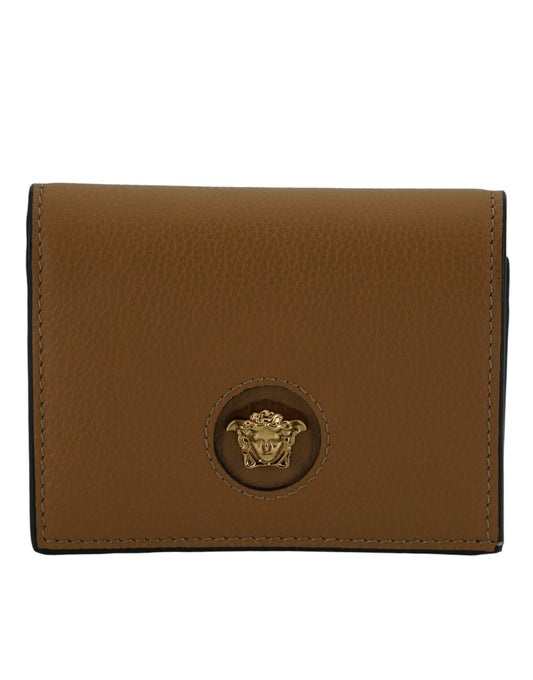 Elegant Compact Leather Wallet in Brown