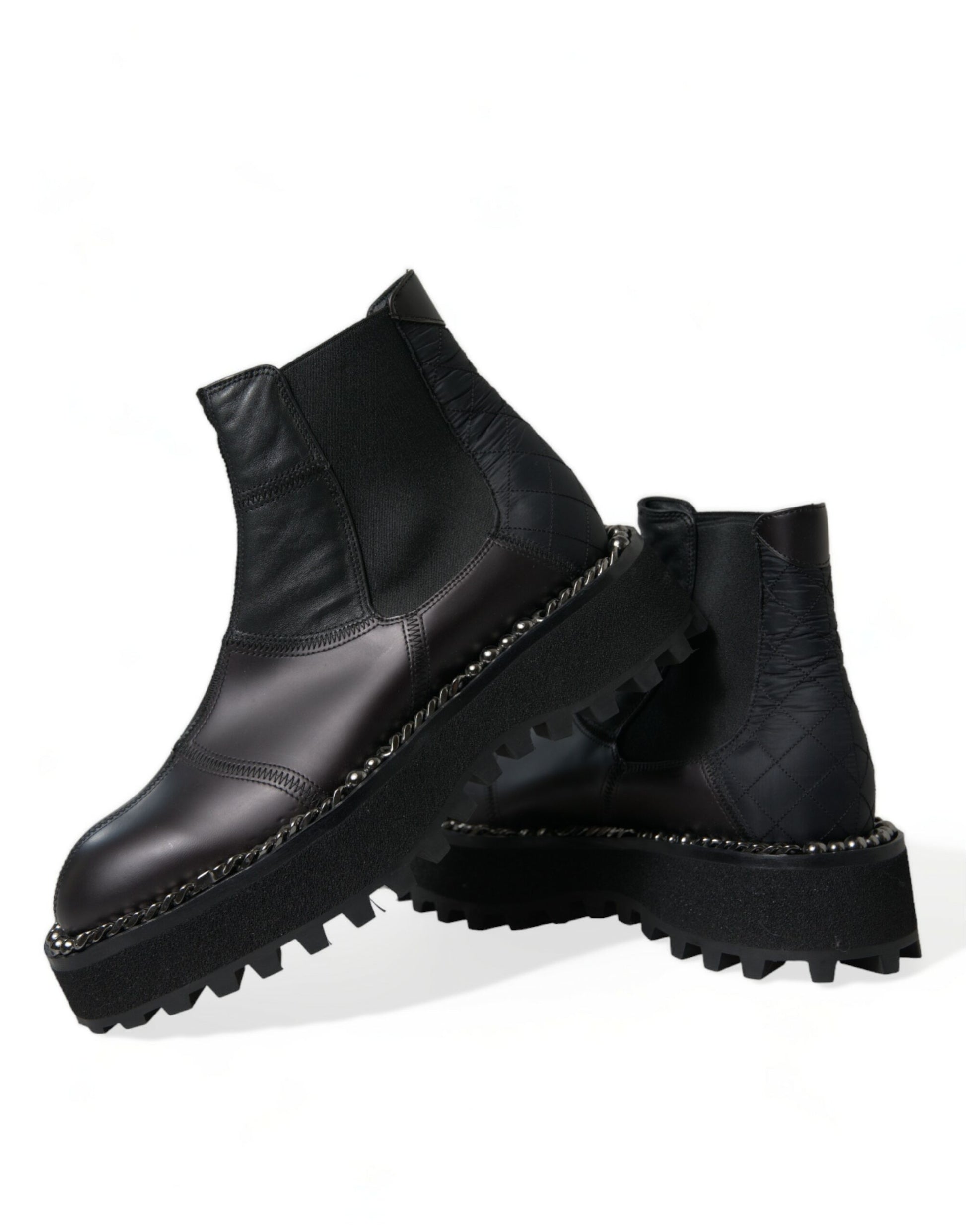 Elegantes botas Chelsea negras sin cordones