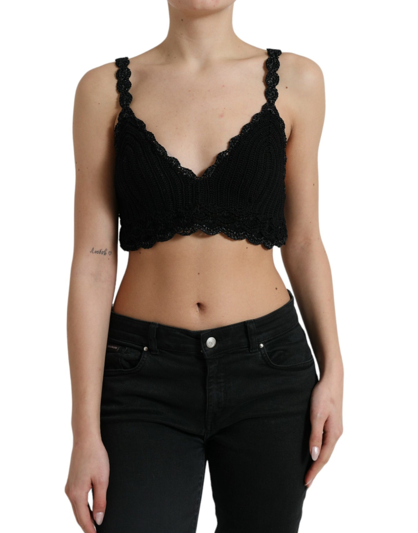 Elegante top corsé de ganchillo negro